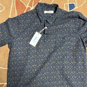NWT Kestin Granton Blue Floral Shirt
